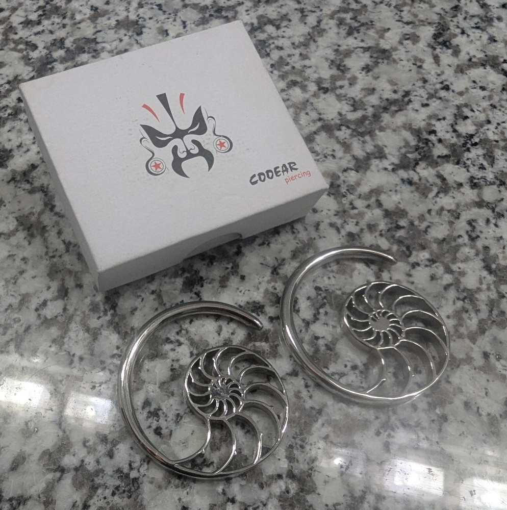 CodEar Silver Nautilus Earrings